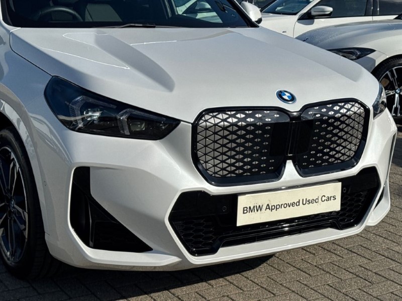 2025 (25) BMW iX1 150kW eDrive20 M Sport 65kWh 5dr Auto 5321388