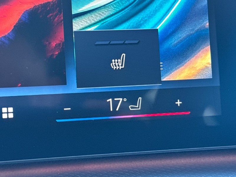 2025 (25) BMW iX1 150kW eDrive20 M Sport 65kWh 5dr Auto 5321378