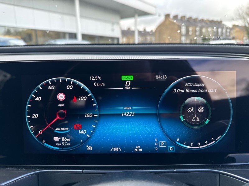 2023 (72) MERCEDES-BENZ EQC 400 300kW AMG Line Premium 80kWh 5dr Auto 5307535