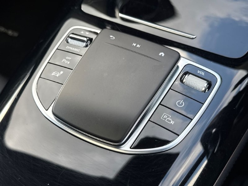 2023 (72) MERCEDES-BENZ EQC 400 300kW AMG Line Premium 80kWh 5dr Auto 5307545