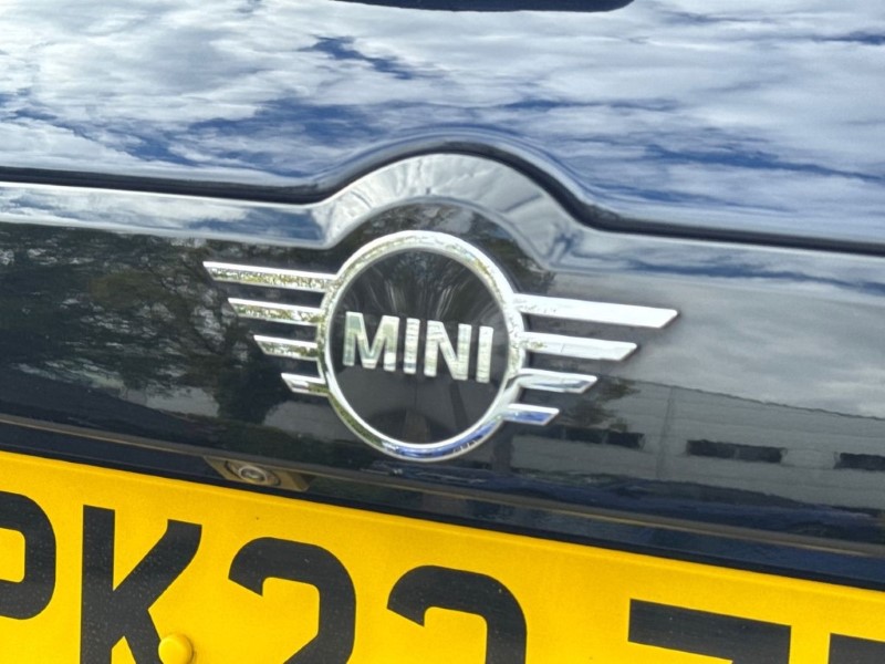 2022 (22) MINI COUNTRYMAN 1.5 Cooper Exclusive 5dr Auto 5372098
