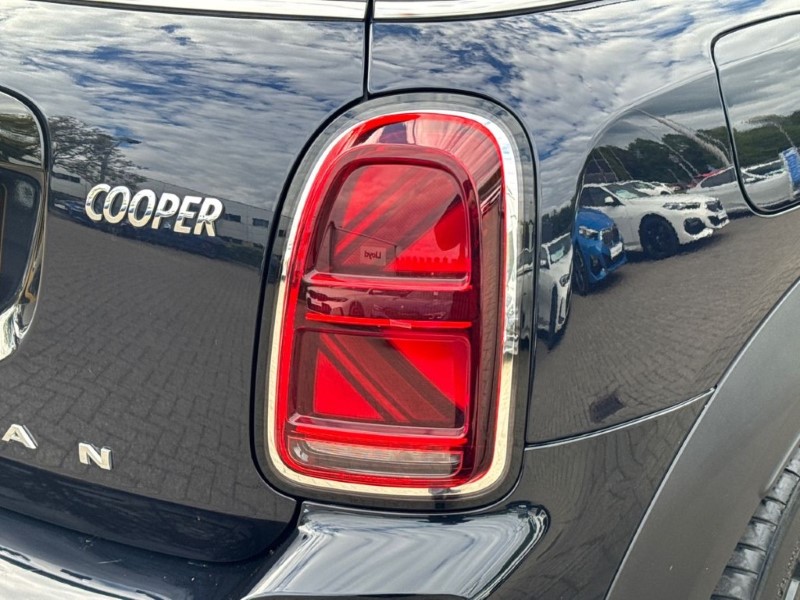 2022 (22) MINI COUNTRYMAN 1.5 Cooper Exclusive 5dr Auto 5372100