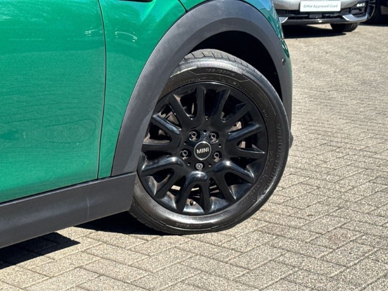 2023 (73) MINI HATCHBACK 1.5 Cooper Classic 3dr Auto 5330940