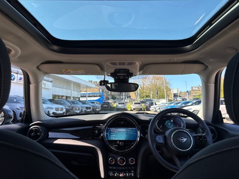 2023 (73) MINI HATCHBACK 1.5 Cooper Classic 3dr Auto 5330915