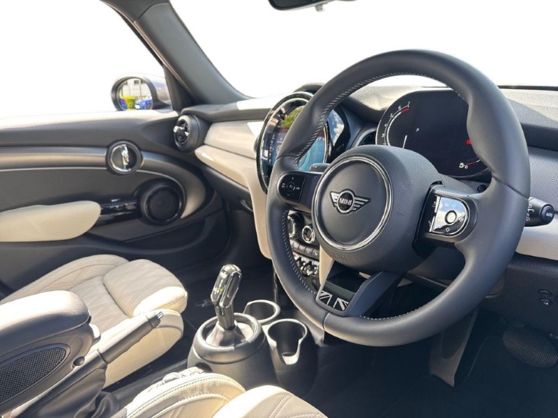 2023 (23) MINI HATCHBACK 1.5 Cooper Exclusive Premium Plus 5dr Auto 5391709