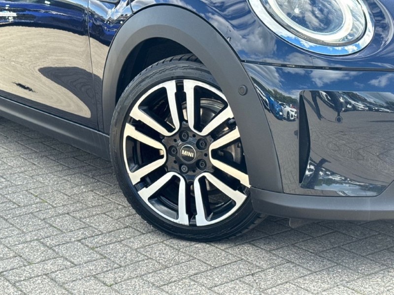 2023 (23) MINI HATCHBACK 1.5 Cooper Exclusive Premium Plus 5dr Auto 5391746