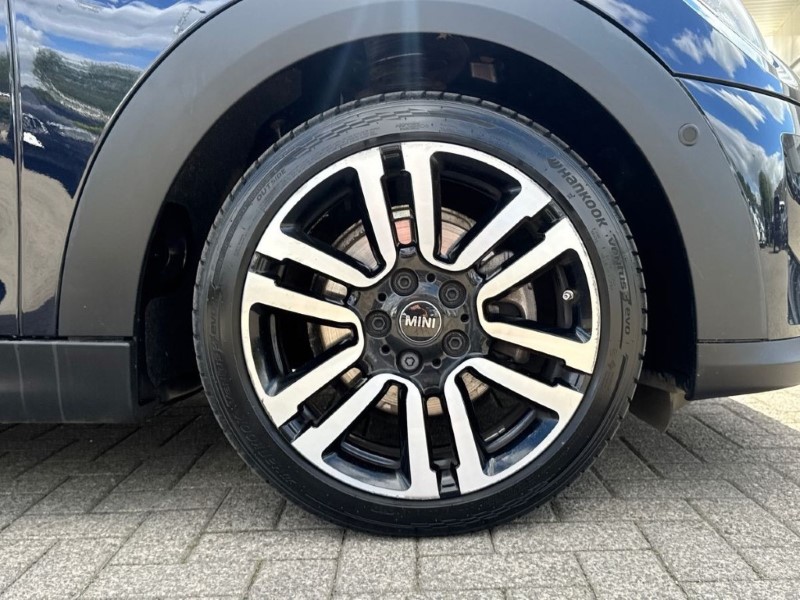 2023 (23) MINI HATCHBACK 1.5 Cooper Exclusive Premium Plus 5dr Auto 5391717