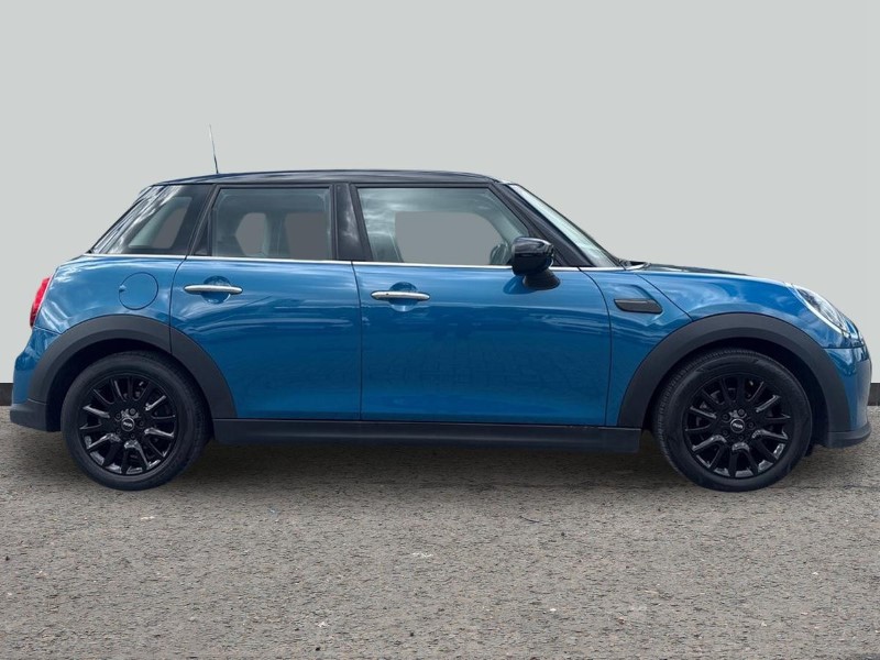 2021 (21) MINI HATCHBACK 1.5 Cooper Classic 5dr 5410404