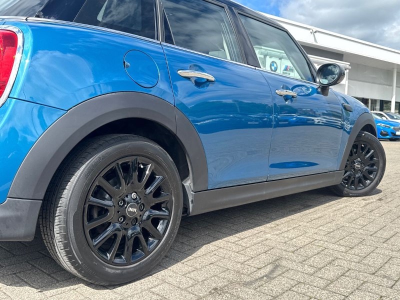 2021 (21) MINI HATCHBACK 1.5 Cooper Classic 5dr 5410444