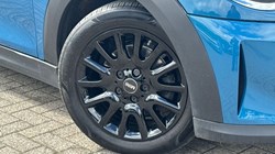 2021 (21) MINI HATCHBACK 1.5 Cooper Classic 5dr 5410440