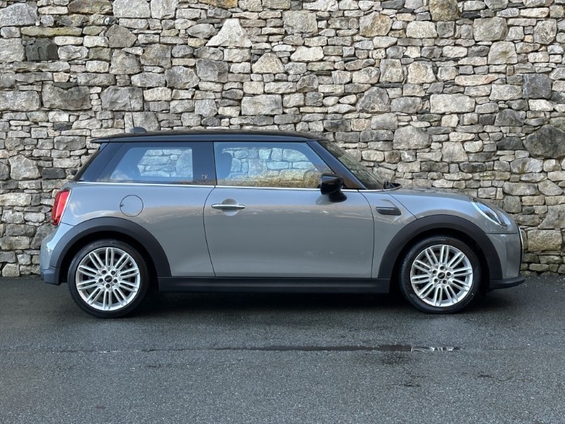 2022 (22) MINI HATCHBACK 1.5 Cooper Exclusive 3dr 5335591