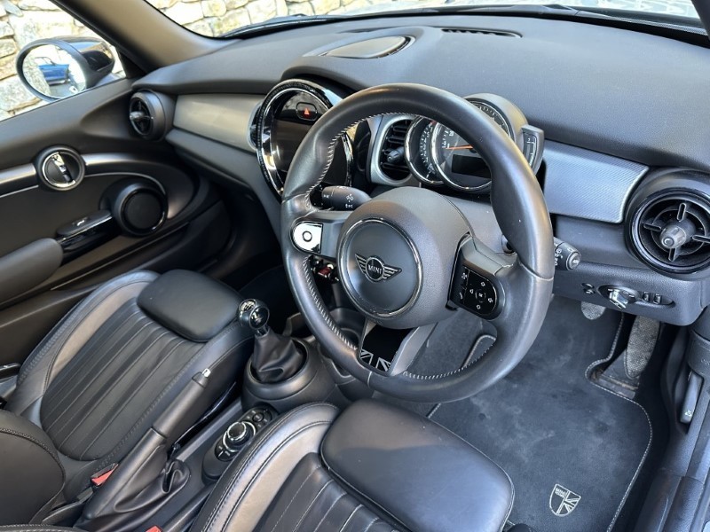 2022 (22) MINI HATCHBACK 1.5 Cooper Exclusive 3dr 5335594