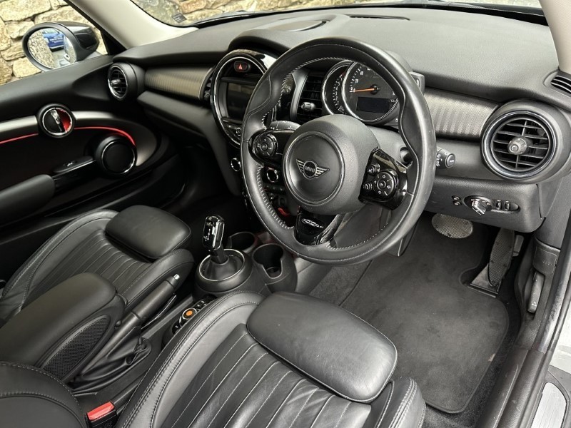 2020 (20) MINI HATCHBACK 1.5 Cooper Exclusive II 3dr Auto 5335609