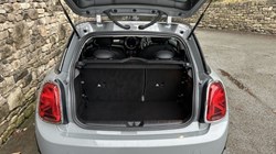 2020 (20) MINI HATCHBACK 1.5 Cooper Exclusive II 3dr Auto 5335615