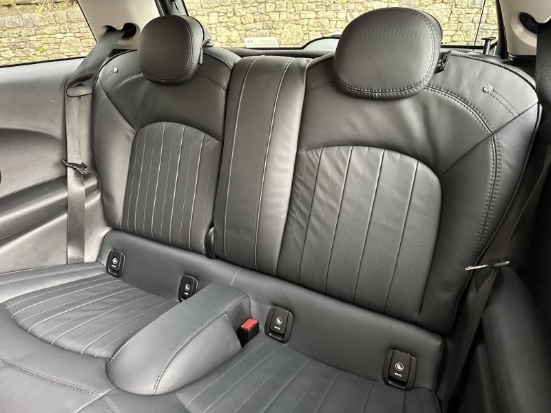 2020 (20) MINI HATCHBACK 1.5 Cooper Exclusive II 3dr Auto 5335614