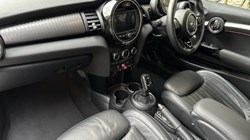 2020 (20) MINI HATCHBACK 1.5 Cooper Exclusive II 3dr Auto 5335610