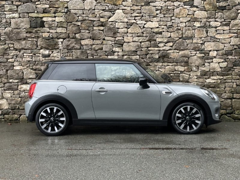 2020 (20) MINI HATCHBACK 1.5 Cooper Exclusive II 3dr Auto 5335606