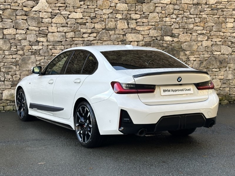 2025 (25) BMW 3 SERIES 320i M Sport 4dr Step Auto 5327833