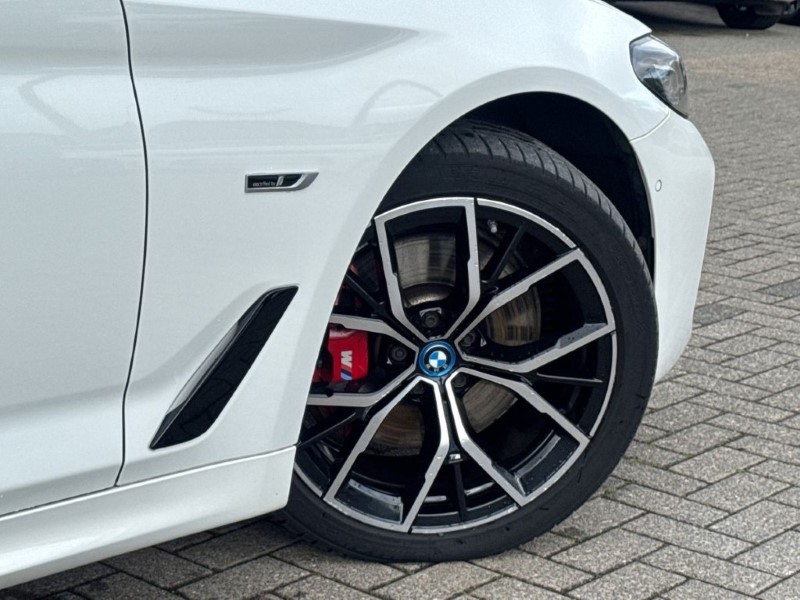 2022 (72) BMW 5 SERIES 530e M Sport 5dr Auto 5387760