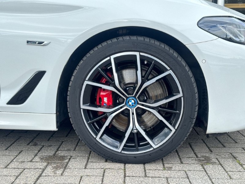 2022 (72) BMW 5 SERIES 530e M Sport 5dr Auto 5387724