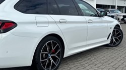 2022 (72) BMW 5 SERIES 530e M Sport 5dr Auto 5387759