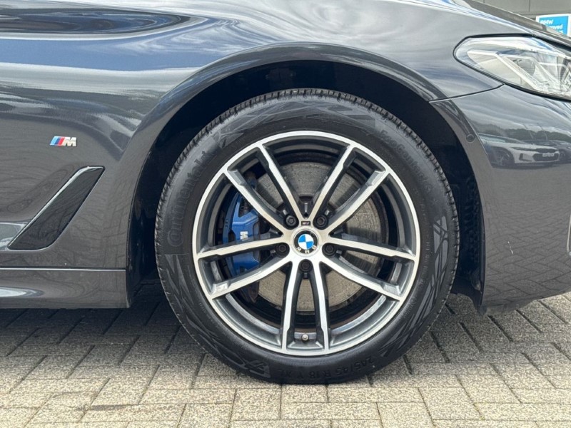 2021 (21) BMW 5 SERIES 530e xDrive M Sport 4dr Auto 5391831