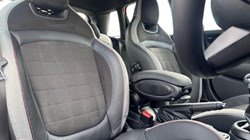2022 (22) MINI HATCHBACK 1.5 Cooper Sport 5dr 5391665