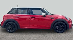 2022 (22) MINI HATCHBACK 1.5 Cooper Sport 5dr 5391657