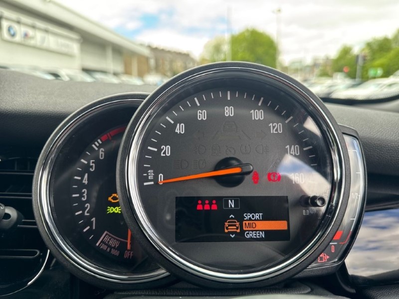 2022 (22) MINI HATCHBACK 1.5 Cooper Sport 5dr 5391684