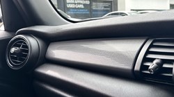 2019 (69) MINI HATCHBACK 1.5 Cooper Sport II 5dr 5447974