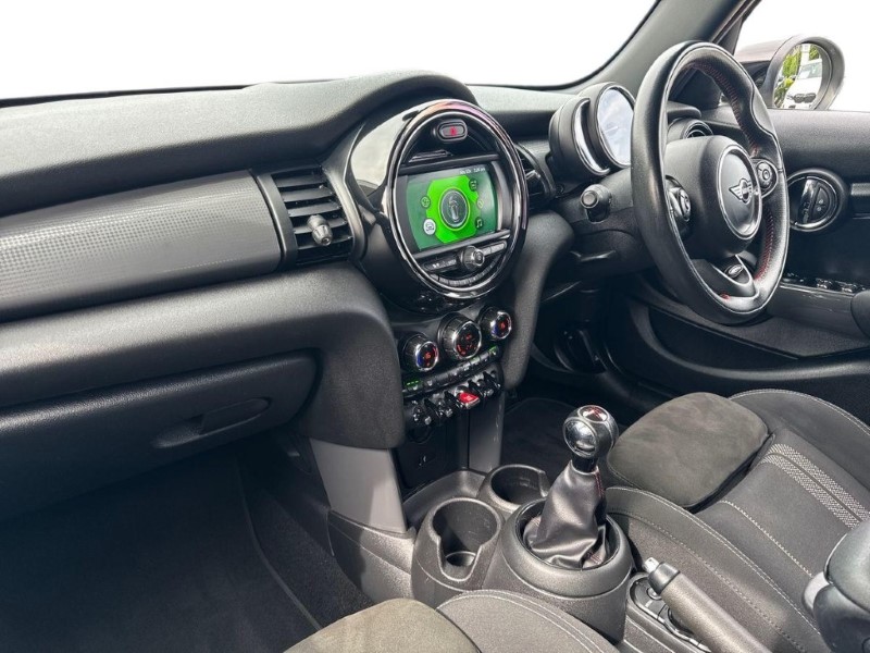 2019 (69) MINI HATCHBACK 1.5 Cooper Sport II 5dr 5447951