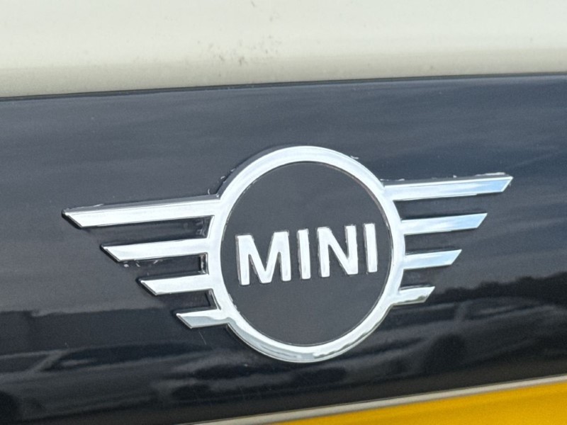 2019 (69) MINI HATCHBACK 1.5 Cooper Sport II 5dr 5447985