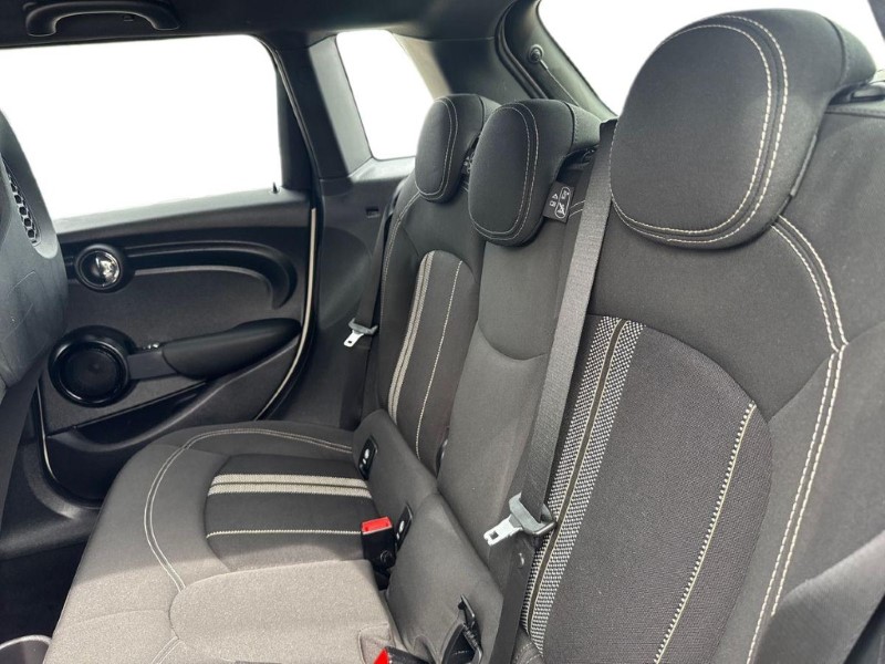 2019 (69) MINI HATCHBACK 1.5 Cooper Sport II 5dr 5447956