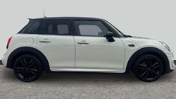 2019 (69) MINI HATCHBACK 1.5 Cooper Sport II 5dr 5447947