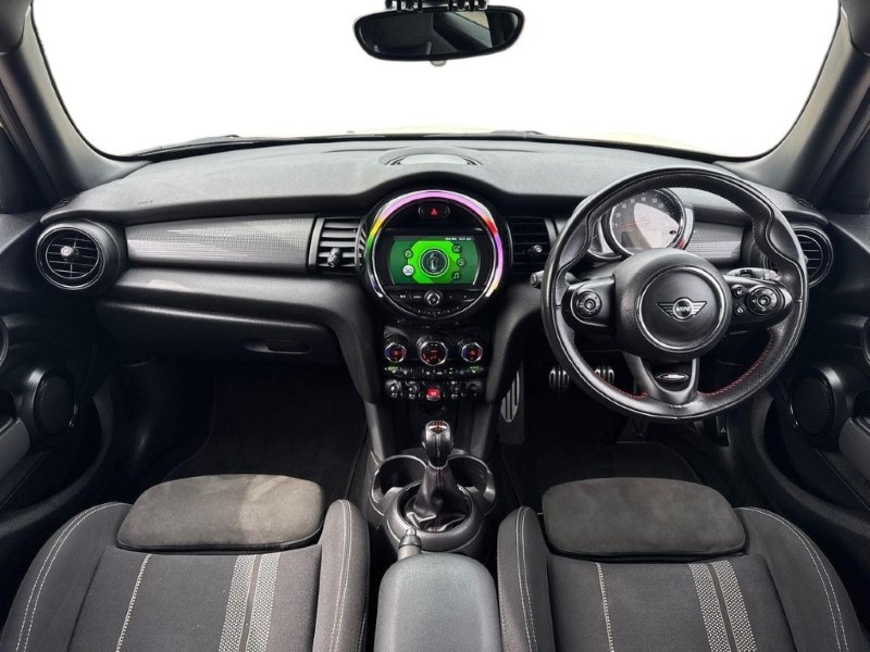 2019 (69) MINI HATCHBACK 1.5 Cooper Sport II 5dr 5447948