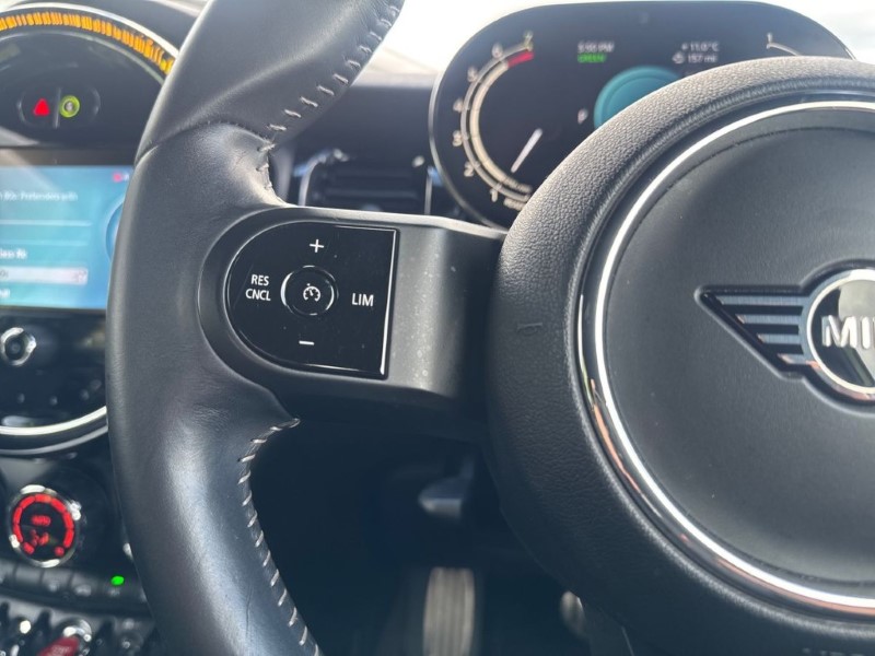 2023 (73) MINI COOPER 1.5 C Sport 5dr Auto 5402131