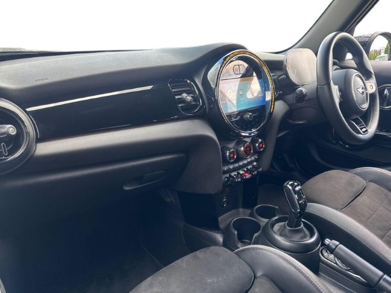 2023 (73) MINI COOPER 1.5 C Sport 5dr Auto 5402121