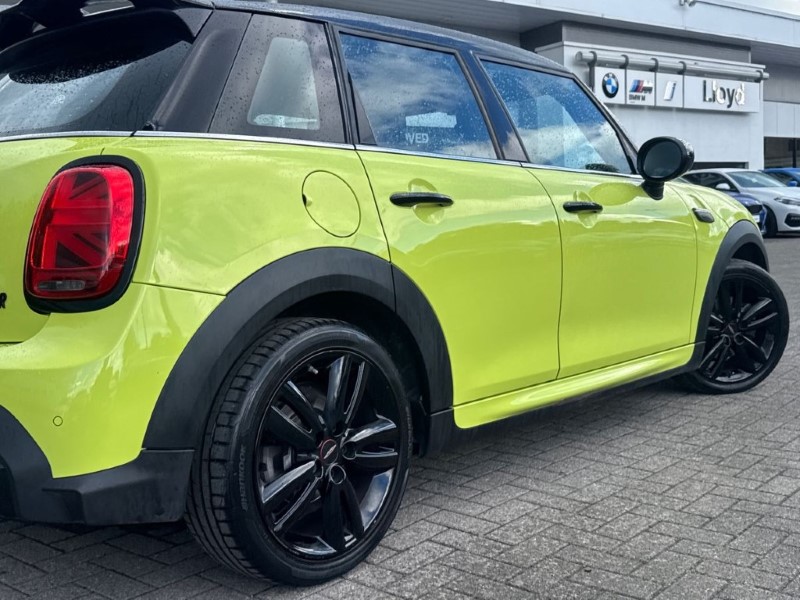 2023 (73) MINI COOPER 1.5 C Sport 5dr Auto 5402160