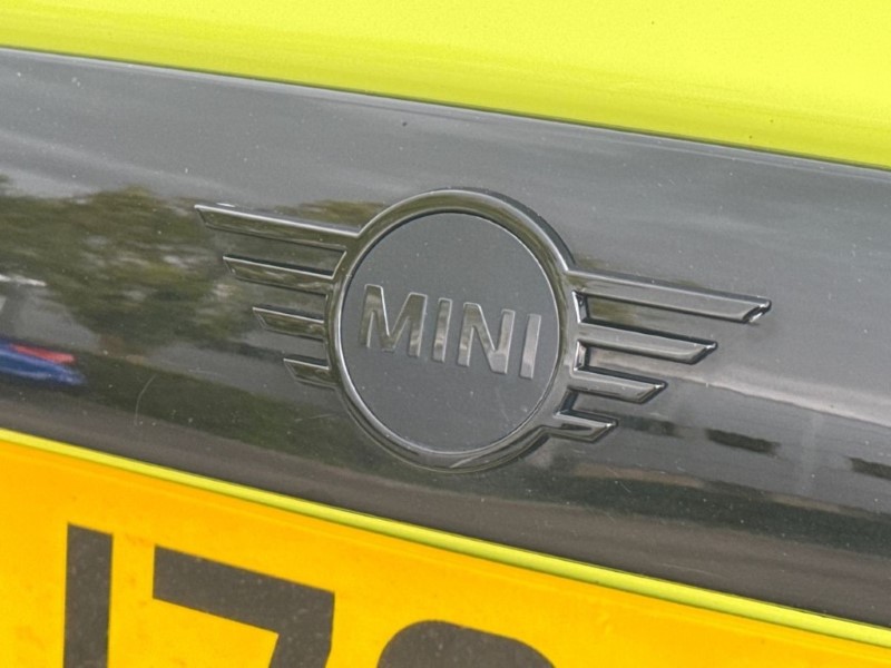 2023 (73) MINI COOPER 1.5 C Sport 5dr Auto 5402157