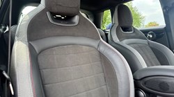 2023 (23) MINI HATCHBACK 1.5 Cooper Sport Premium 5dr Auto 5384363