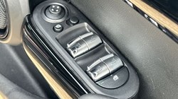 2023 (23) MINI HATCHBACK 1.5 Cooper Sport Premium 5dr Auto 5384361