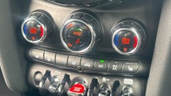 2023 (23) MINI HATCHBACK 1.5 Cooper Sport Premium 5dr Auto 5384367
