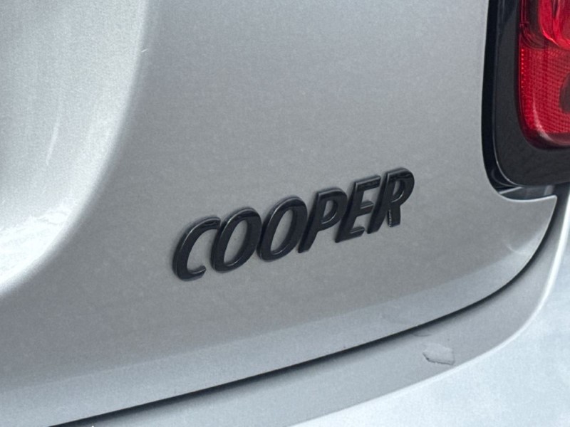 2023 (73) MINI HATCHBACK 1.5 Cooper Sport 3dr Auto 5391649