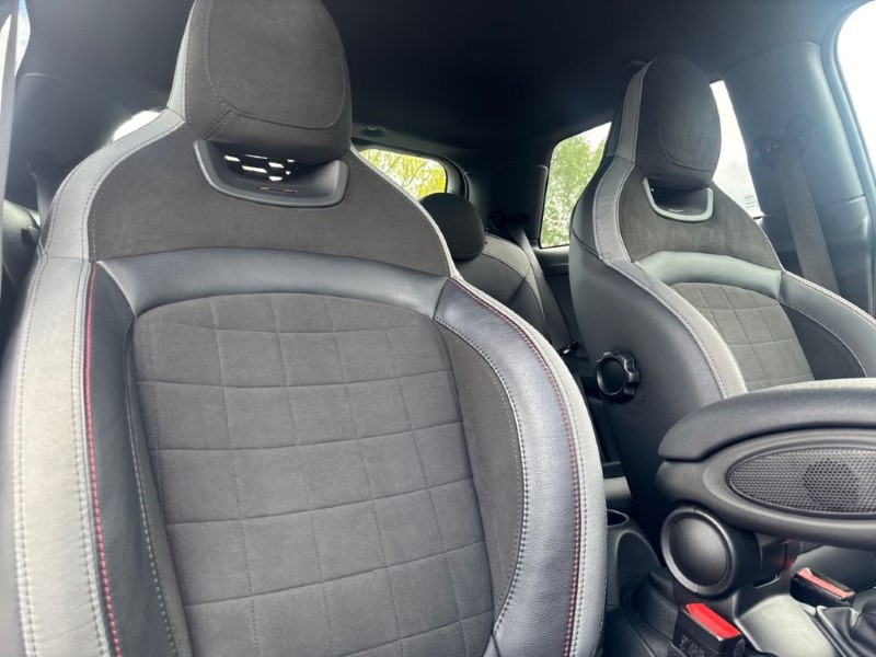 2023 (73) MINI HATCHBACK 1.5 Cooper Sport 3dr Auto 5391630