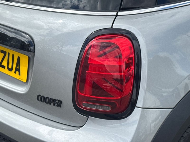 2023 (73) MINI HATCHBACK 1.5 Cooper Sport 3dr Auto 5391650
