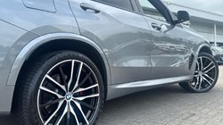 2024 (24) BMW X5 xDrive40d MHT M Sport 5dr Auto 5509643