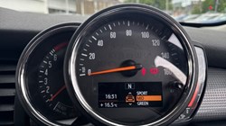 2019 (69) MINI HATCHBACK 1.5 Cooper Classic II 5dr 5480858