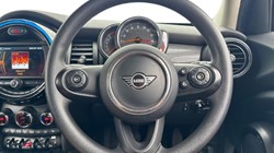 2019 (69) MINI HATCHBACK 1.5 Cooper Classic II 5dr 5480833