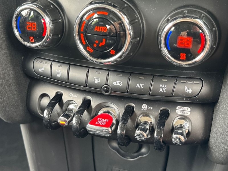 2019 (69) MINI HATCHBACK 1.5 Cooper Classic II 5dr 5480847