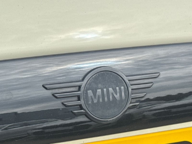 2021 (21) MINI HATCHBACK 2.0 Cooper S Sport 3dr Auto 5507393